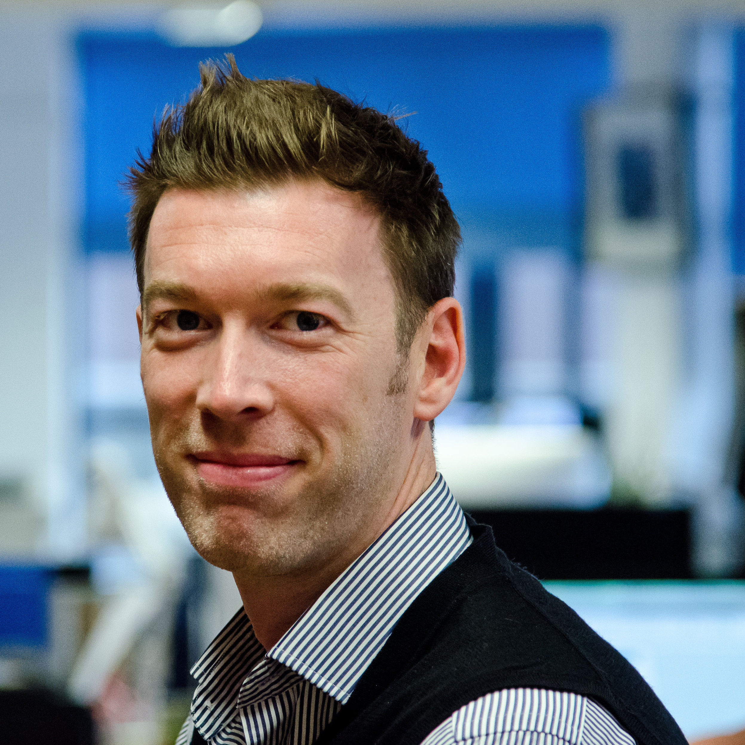 Simon Minton headshot